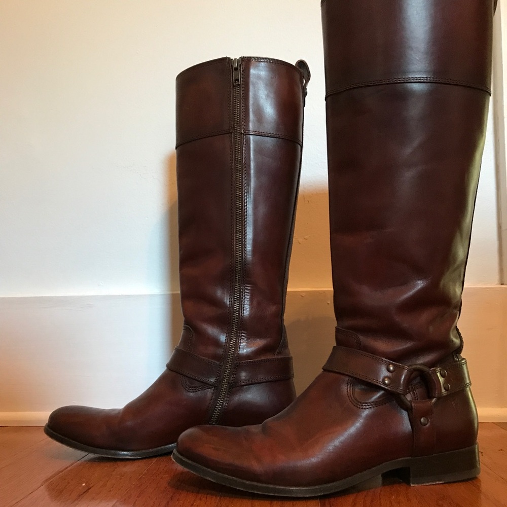 Gorgeous Frye boots