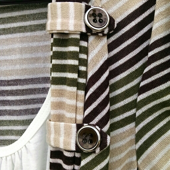 Striped Tunic Blouse W/ Undershirt And Belt - Picture 4 of 7