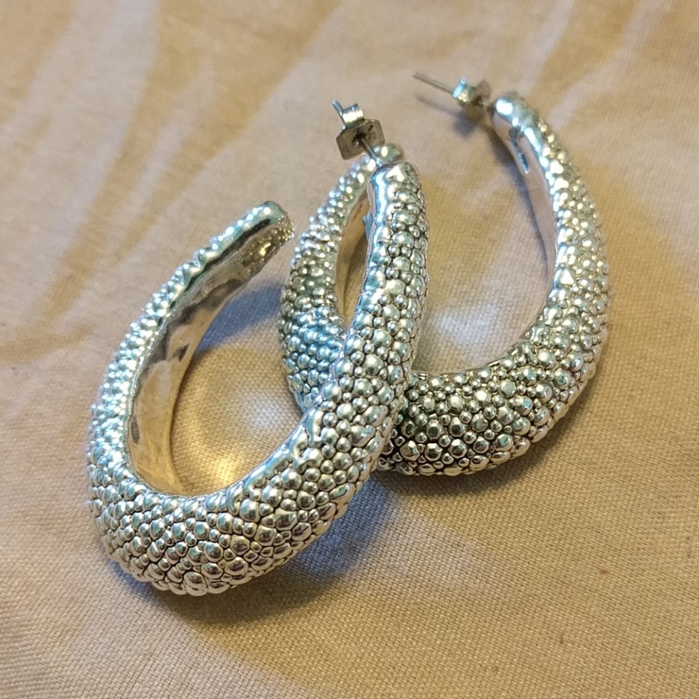 Textured Hoops