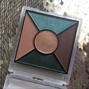 Mary Kay Emerald Noir eye color palette