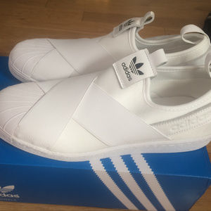 BRAND NEW in BOX Adidas Superstar slip-on sneakers