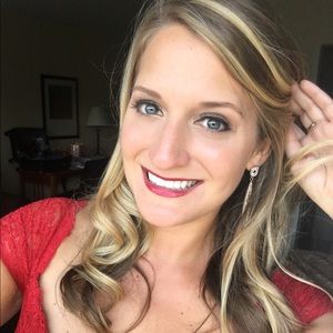 Meet your Posher, Kaitlyn