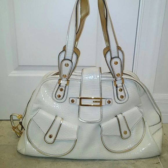 Guess Bag - Picture 8 of 8