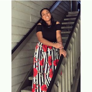 Meet your Posher, Laura