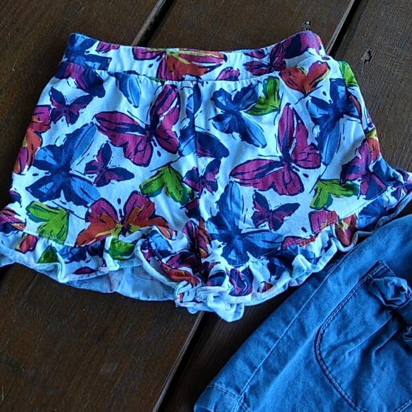Two shorts! - Picture 2 of 5