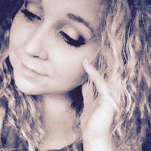 Meet your Posher, Lindsay