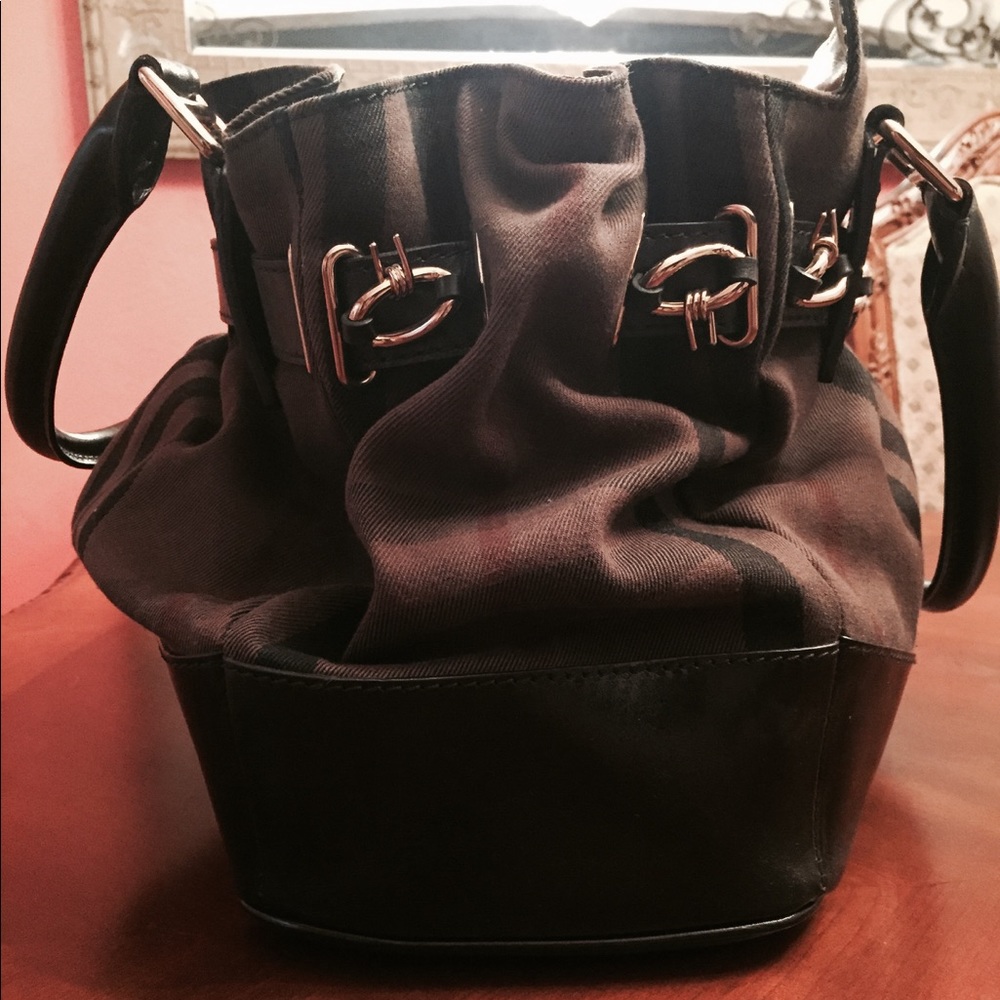 Burberry smoked tote/satchel - Picture 2 of 4