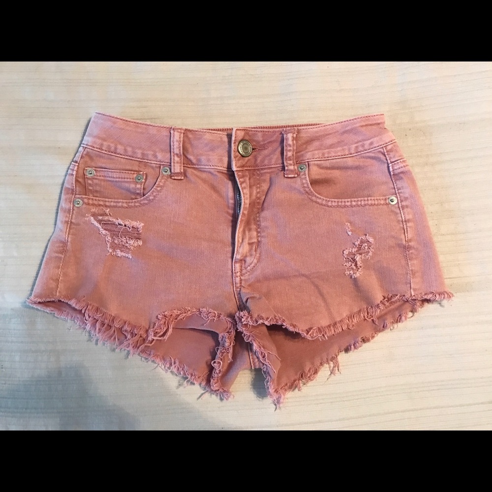 AMERICAN EAGLE SOFT DARK PINK SHORTS