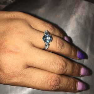 10kt blue topaz and aquamarine ring