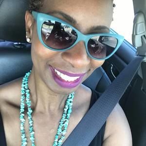 Meet your Posher, Sharon