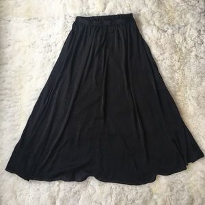 Black Floor-length skirt - Size S/M