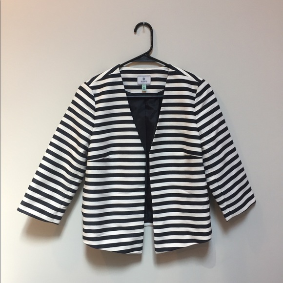 Susina Striped Blazer - Picture 2 of 6