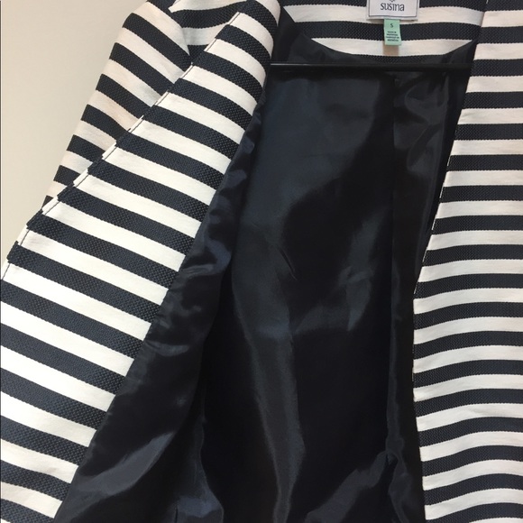 Susina Striped Blazer - Picture 4 of 6