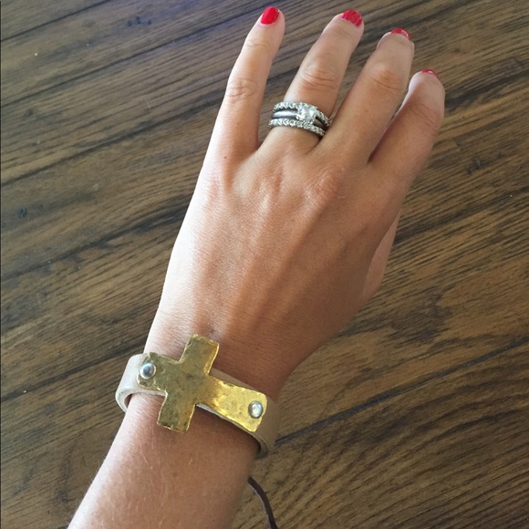 Julio Designs bracelet - Picture 2 of 3