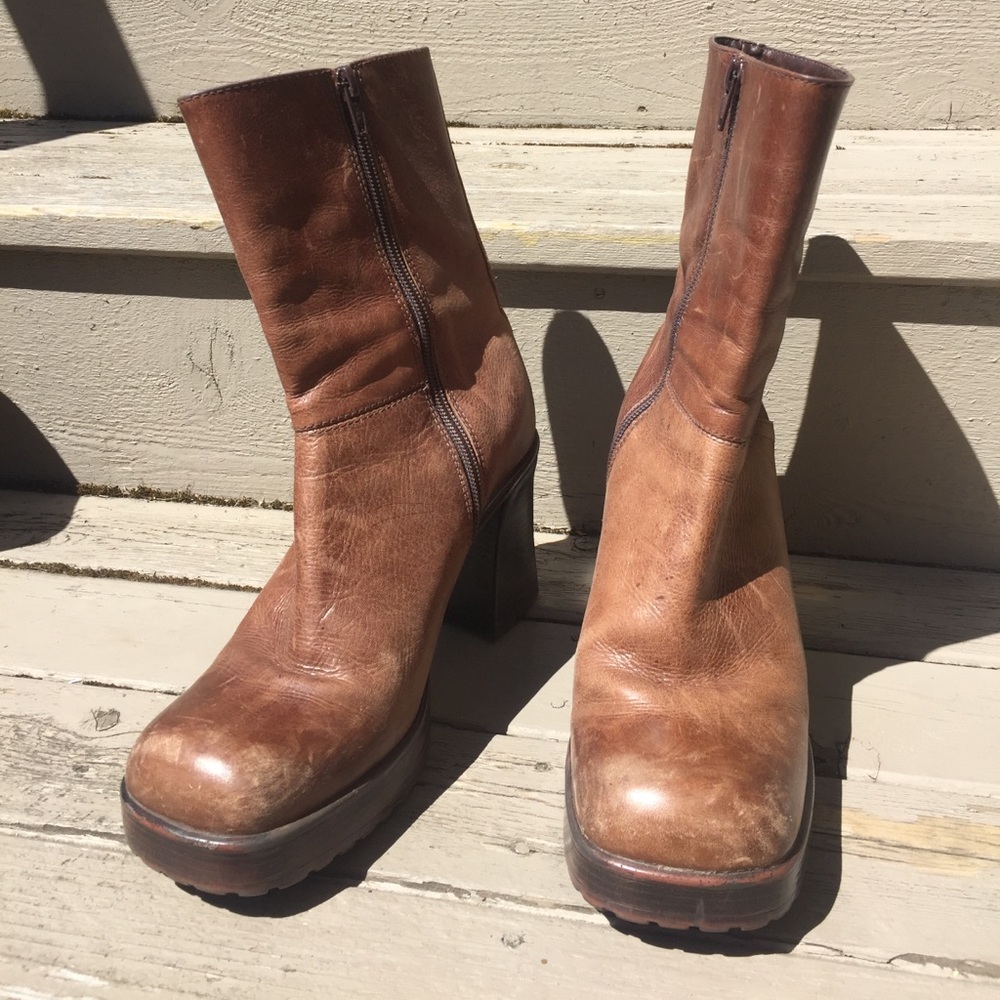 Steve Madden Brown leather boots