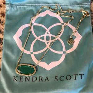 Like New Kendra Scott Dylan Necklace in Jade Green