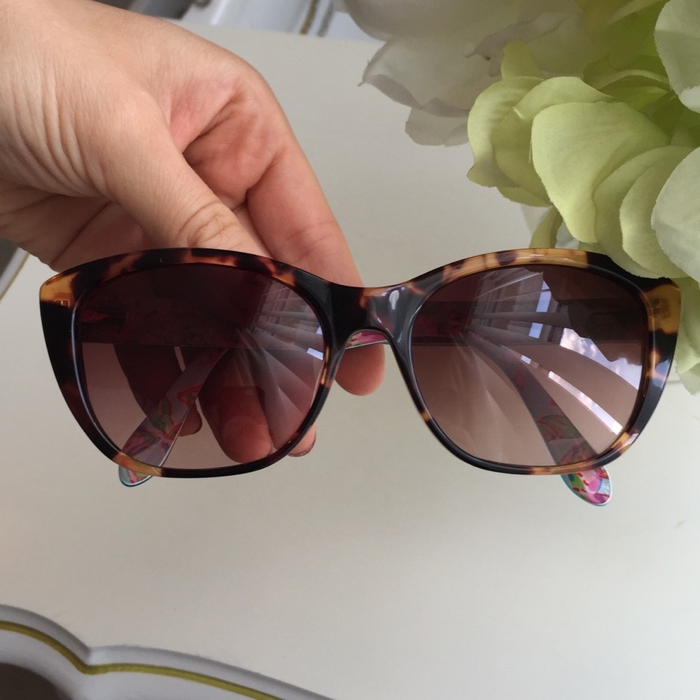 Lilly Pulitzer sunglasses