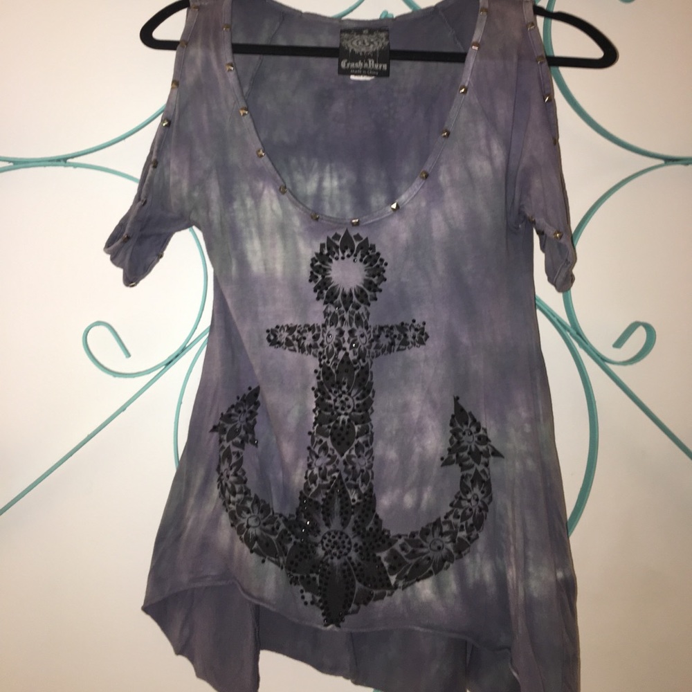 BUCKLE {crash and burn} anchor top