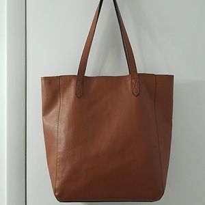 Shopper tote