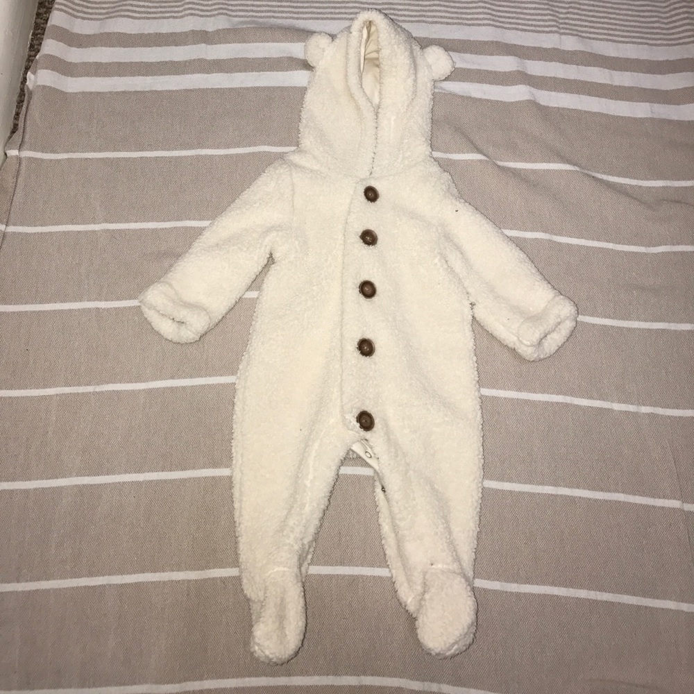Super warm baby bear onesie.