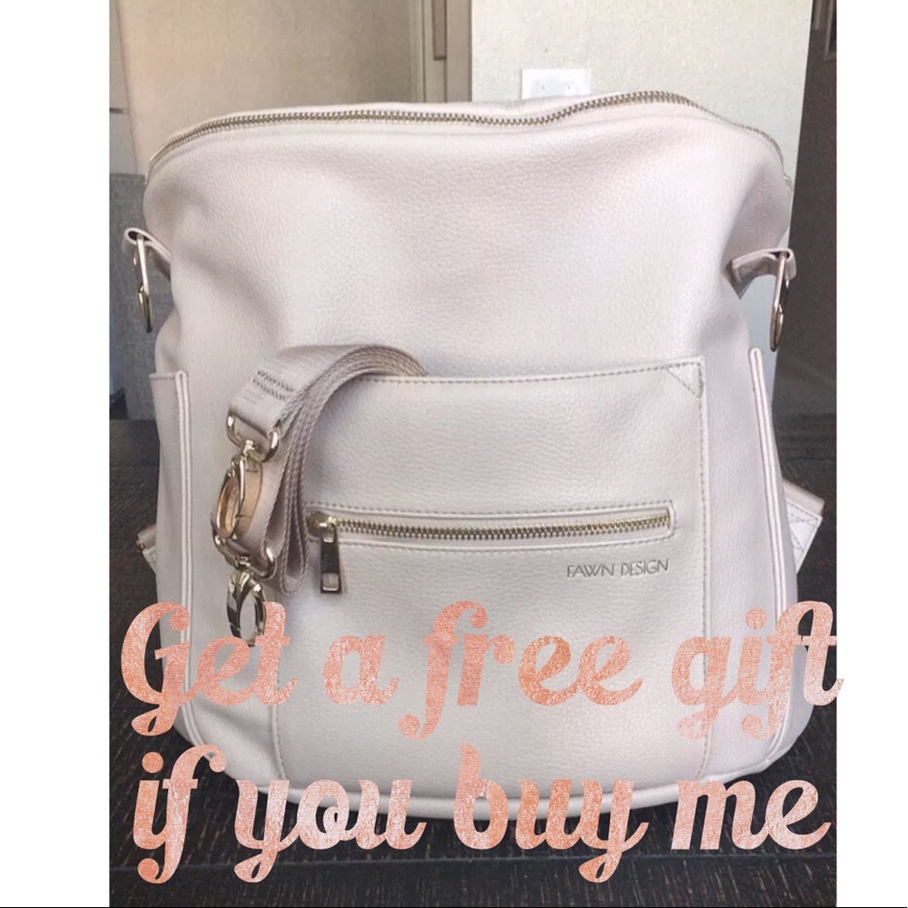 Sold on another site!! awn design bag in BLOOM