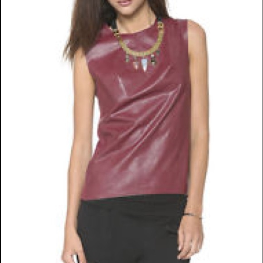 BCBG Flo top in Merlot NWT