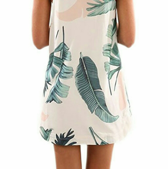 Ivory Sleeveless Dress - Picture 4 of 8