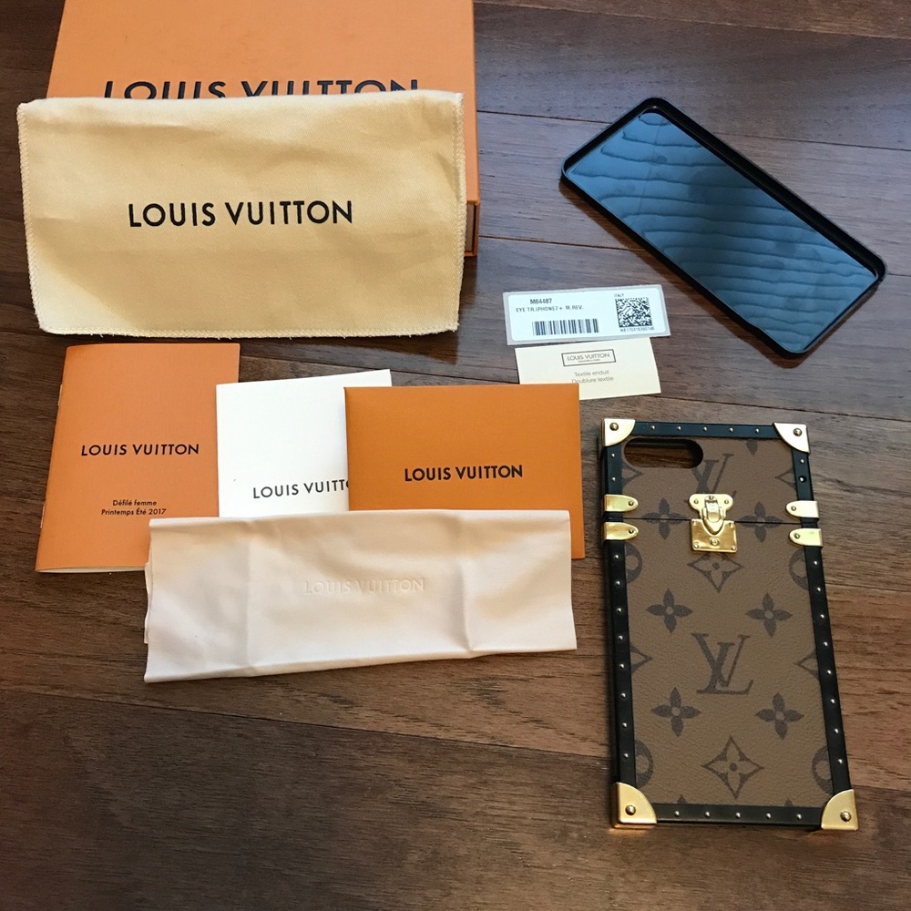 SOLD Authentic Louis Vuitton iPhone 7plus case