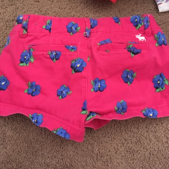 Abercrombie shorts - Picture 2 of 3