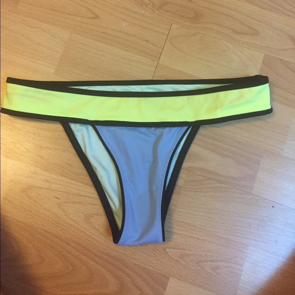 VS Bikini Bottom
