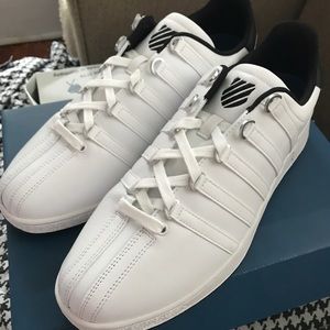 K-Swiss Men's Classic VN Sneaker - 13, White/Black