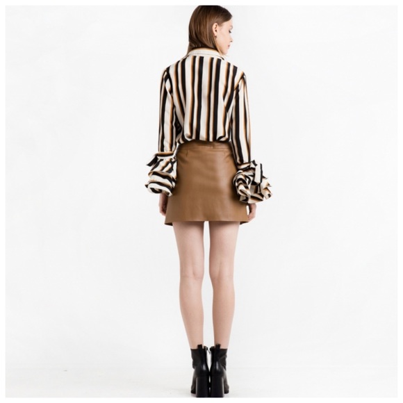 🆕 Brown & Ivory Stripe Ruffle Tie Sleeve Top - Picture 4 of 4