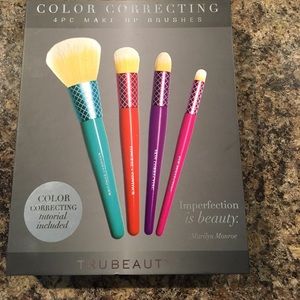 TRUBEAUTY Color Correcting 4pc Make-Up Brushes