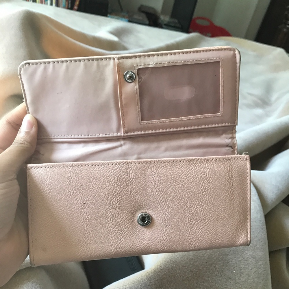Wallet - Picture 2 of 3