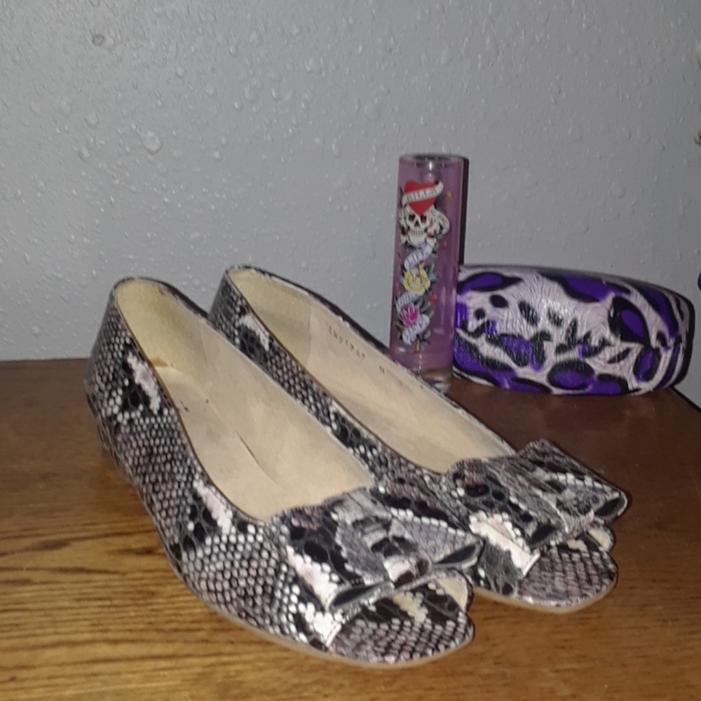 Stuart Weitzman Python Demi Wedges With Bows - image 1