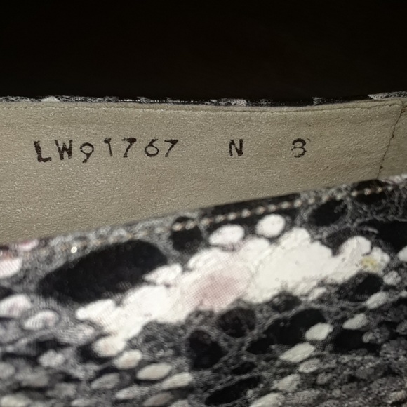 Stuart Weitzman python demi wedges with bows - Picture 6 of 6