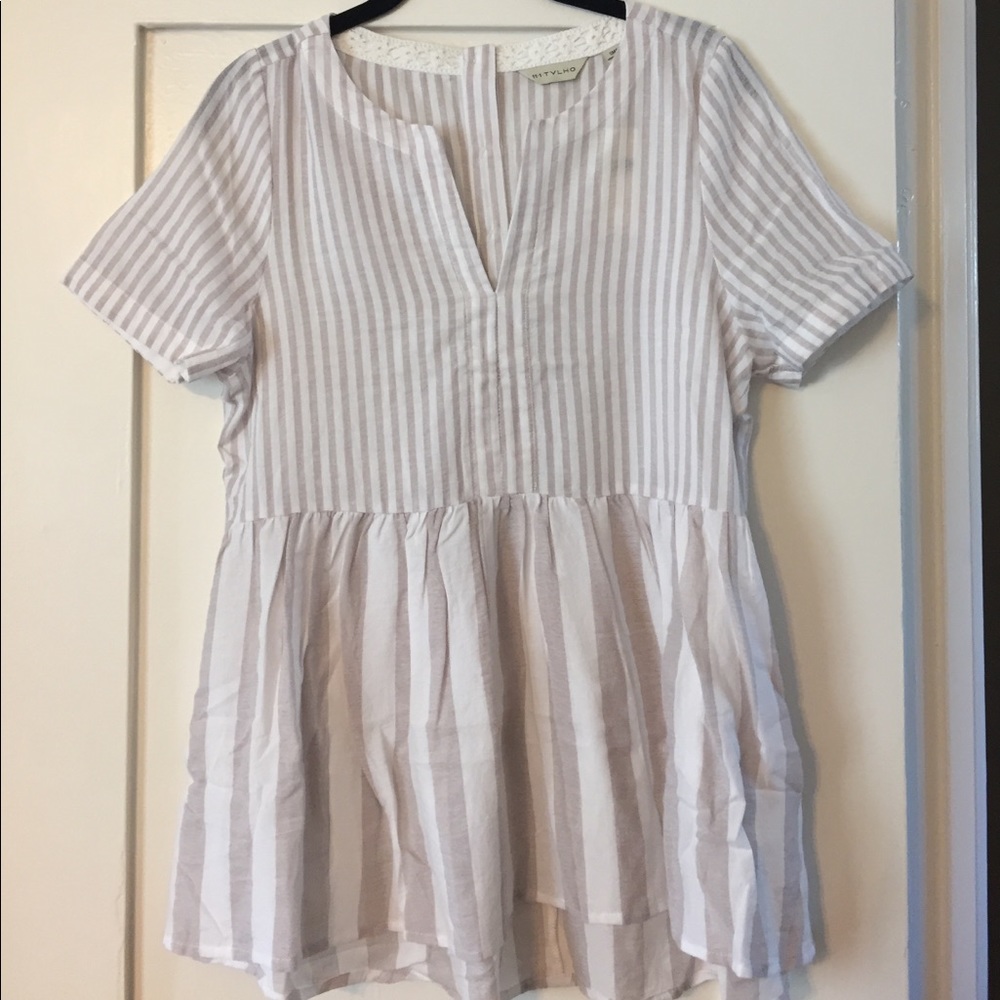 Short sleeve blouse