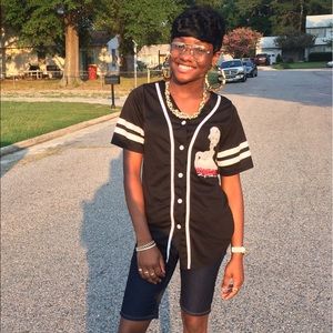 Meet your Posher, Anialya