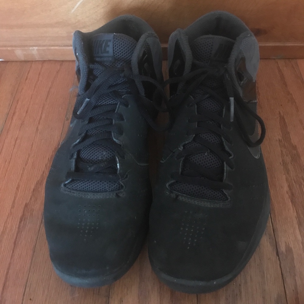 Men's size 8 Nike Air Visi Pro VI Blk/Blk