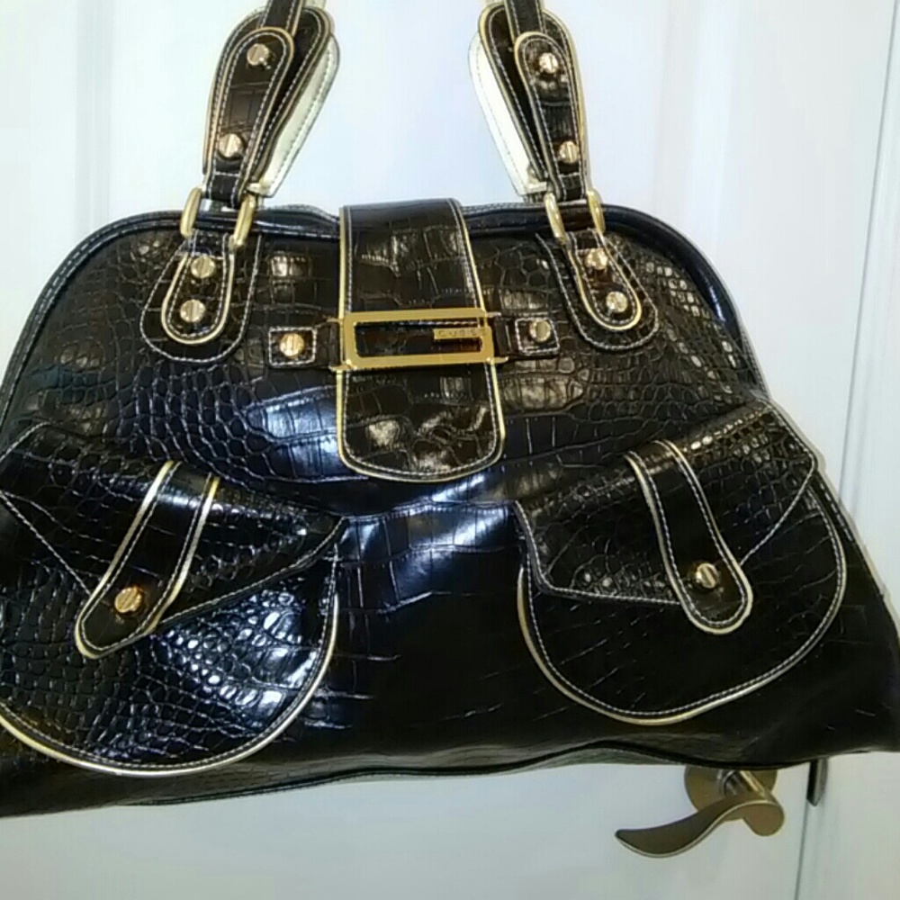 Guess Bag - Picture 8 of 8