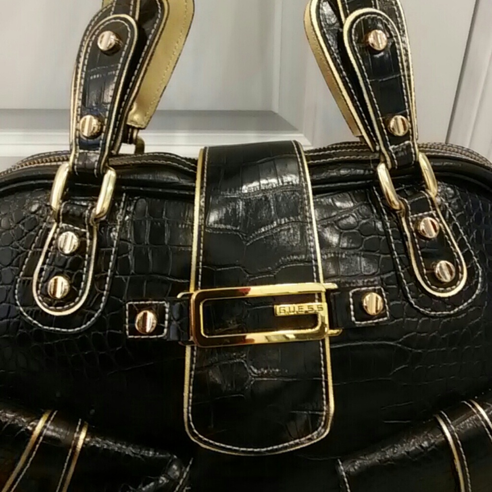 Guess Bag - Picture 4 of 8