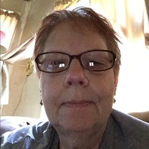 Meet your Posher, Lynn