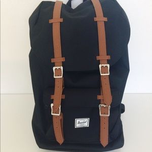 BRAND NEW🔥Herschel Black Little America Backpack