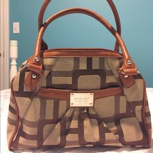 NIne West shoulder purse