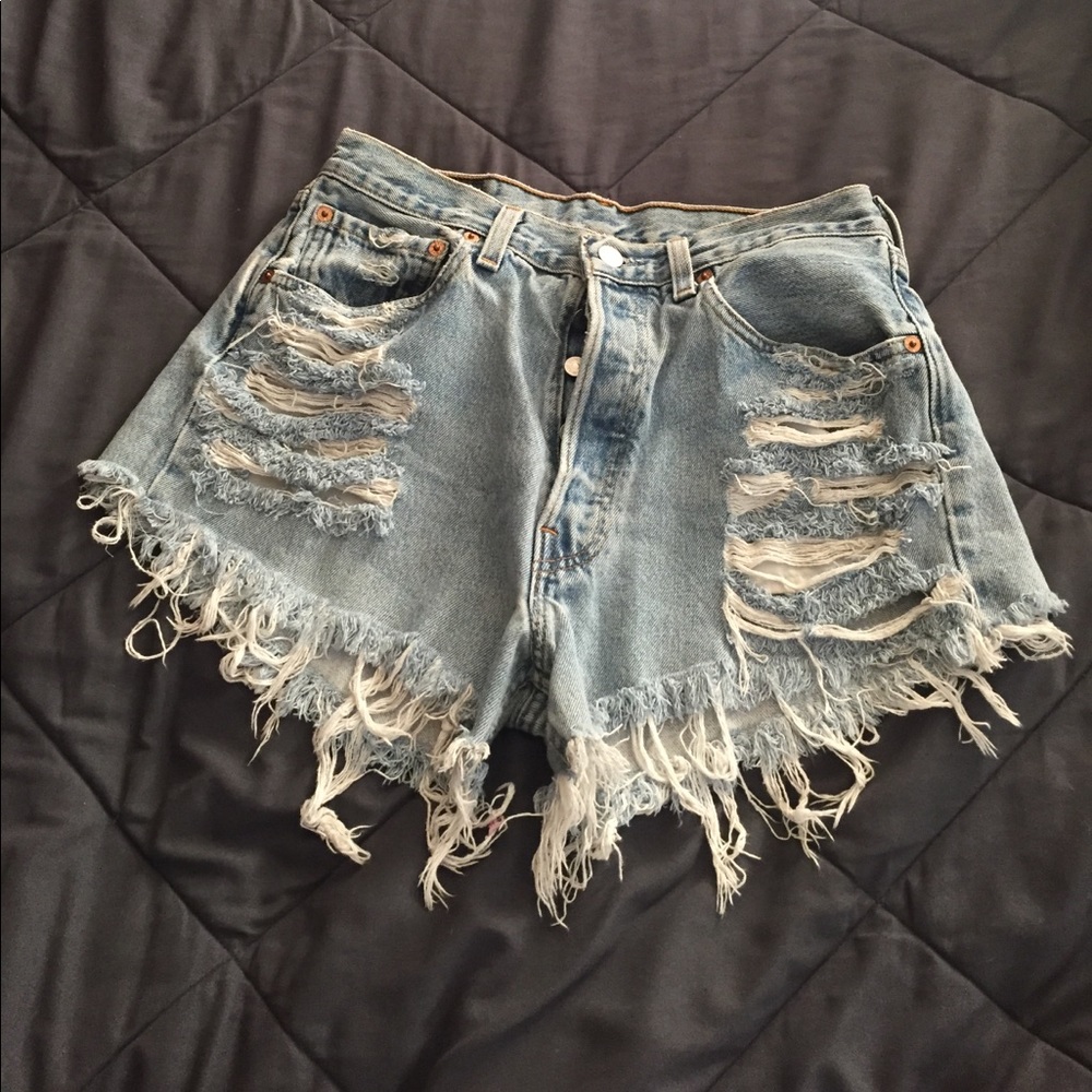 Vintage levi shorts!