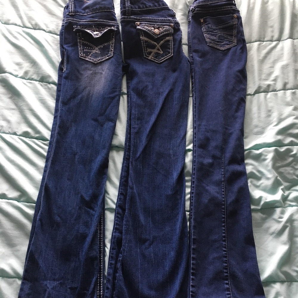 3 pairs of amethyst jeans.