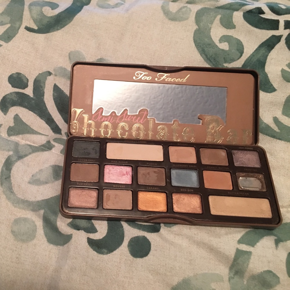 too face semi sweet chocolate bar pallet