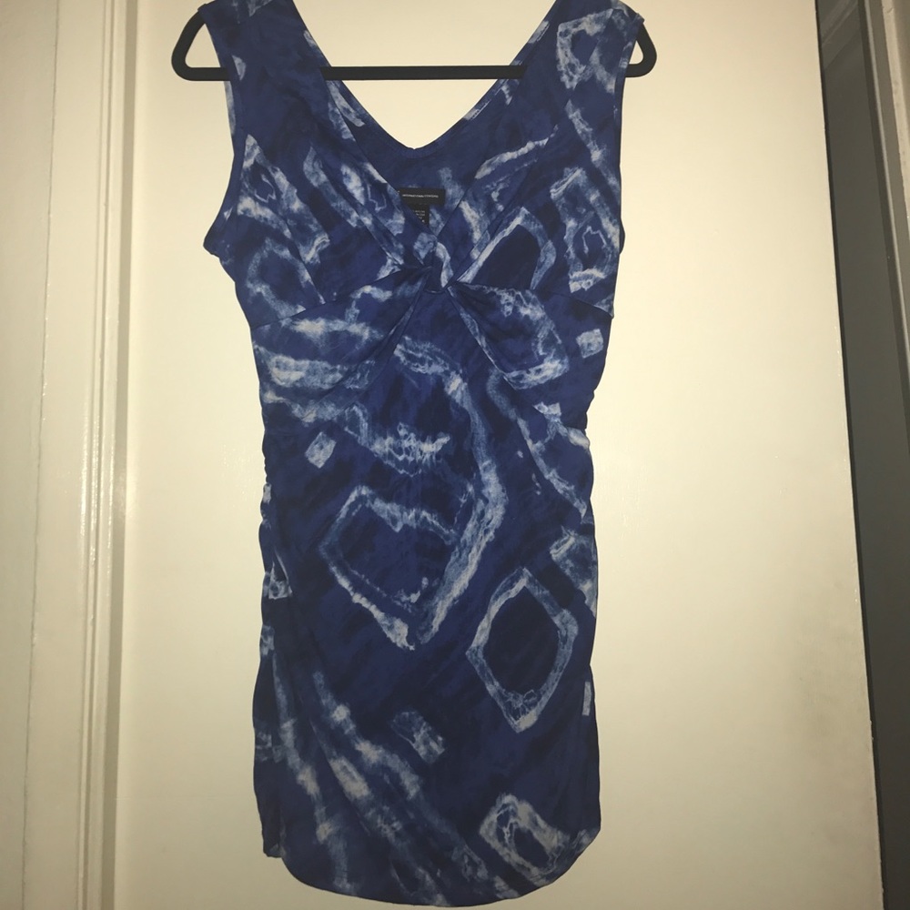 INC blue and white top