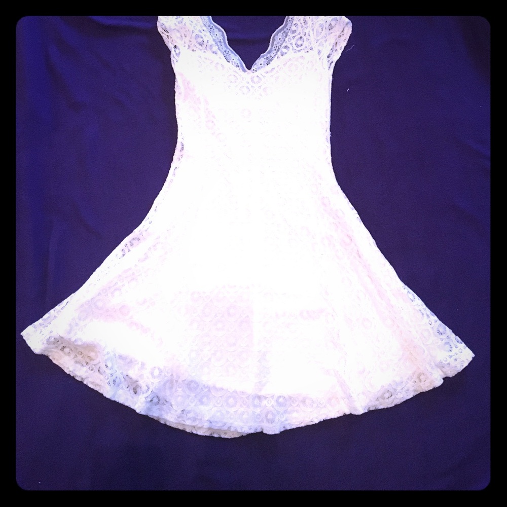 White lace dress