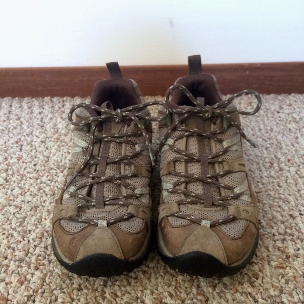 Women's Merrell Hiking Shoes size 9